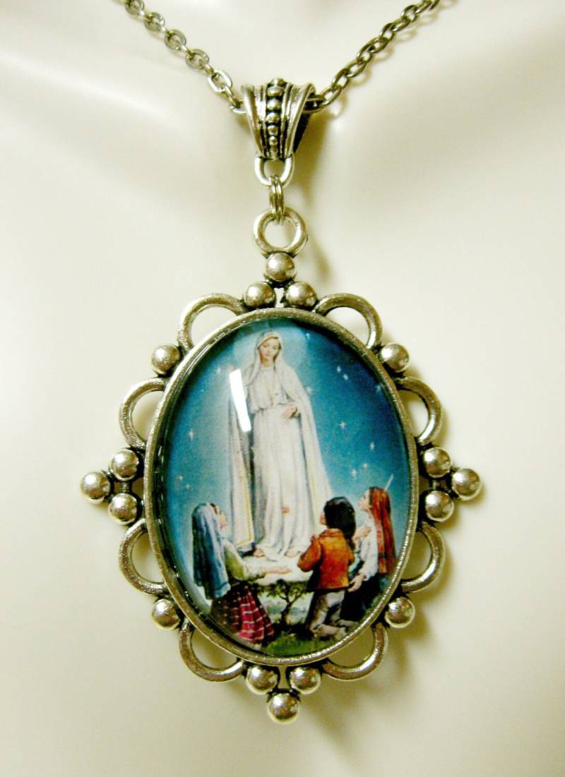 Halskette Unserer Lieben Frau Von Fatima - Ap09-009 von Gwendysgems