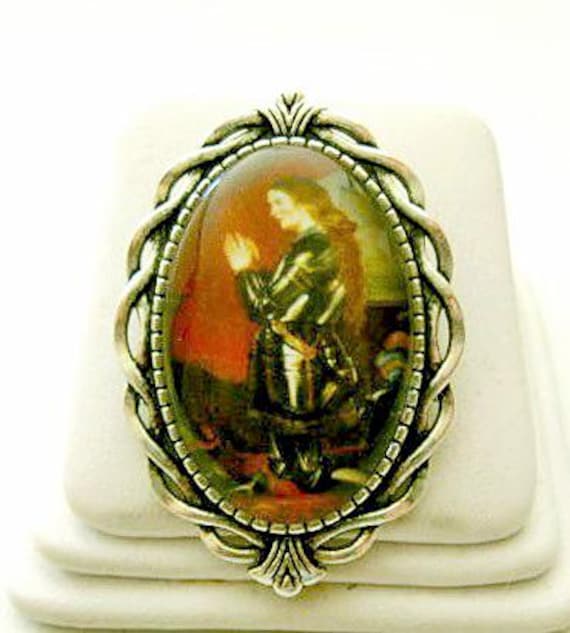 Heilige Jeanne D'arc Im Gebet Brosche/Anstecknadel - Br10-101 von Gwendysgems