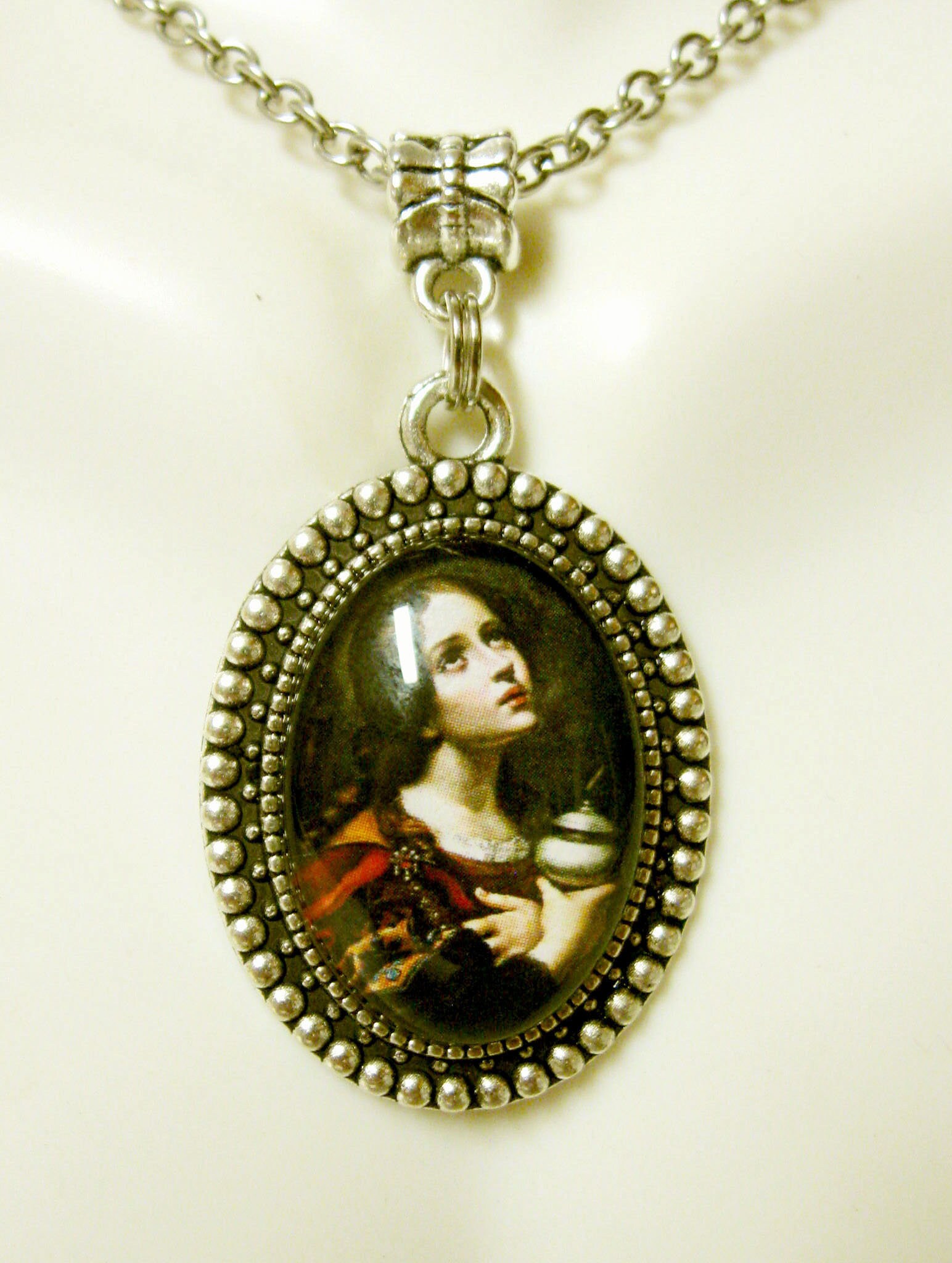 Heilige Maria Magdalena Anhänger Und Kette - Ap05-452 von Gwendysgems