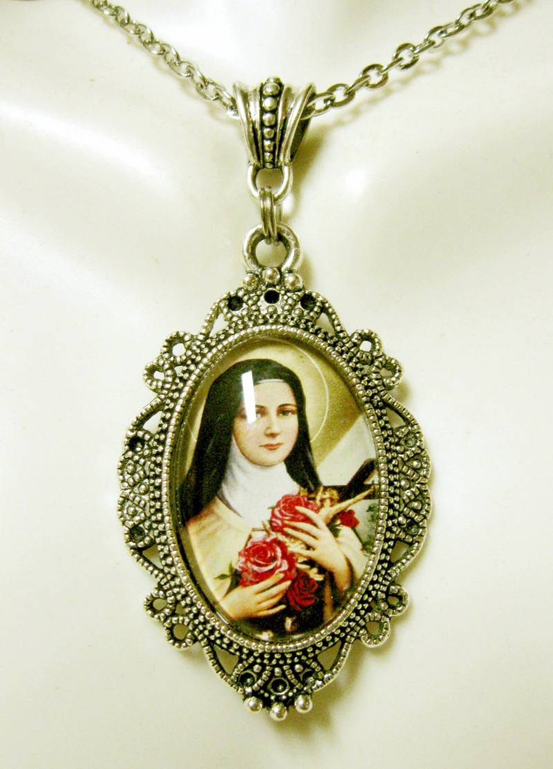Heilige Therese Von Lisieux Halskette - Ap04-173 von Gwendysgems