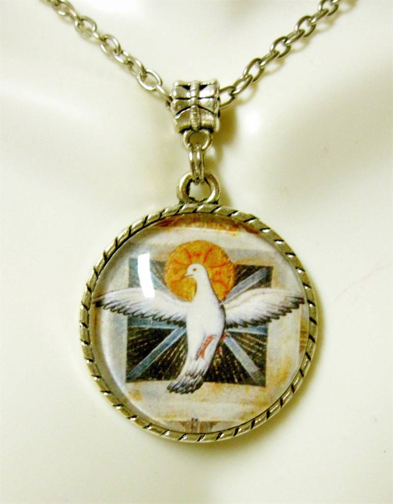 Heiliger Geist Anhänger Und Kette - Ap26-315 von Gwendysgems