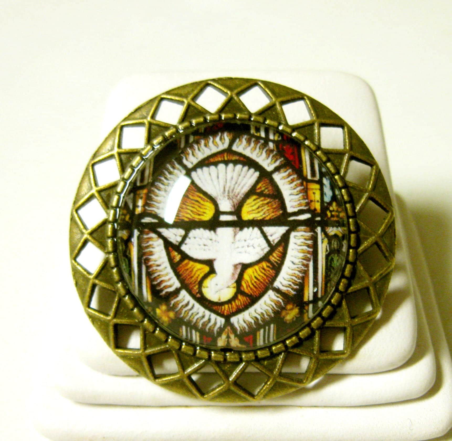 Heiliger Geist Glasfenster Pin/Brosche - Br15-003 von Gwendysgems