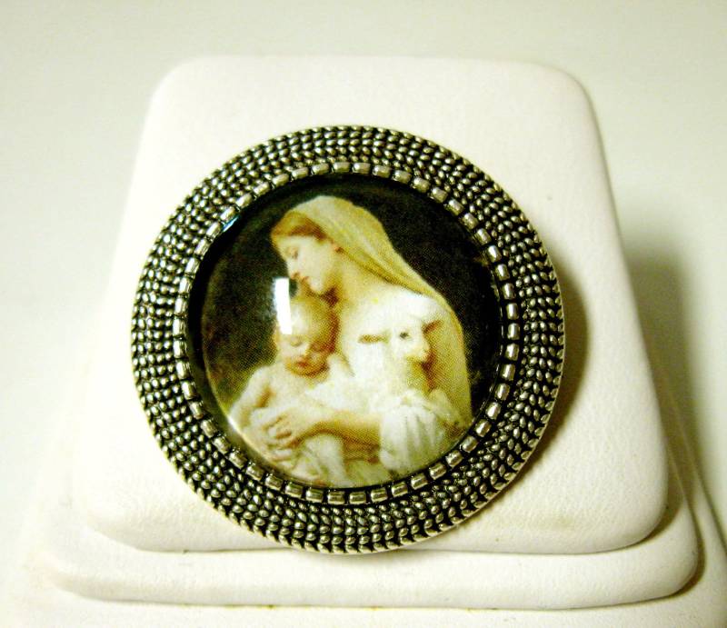 Innocence By Borgoreaux Brosche - Br09-085 von Gwendysgems