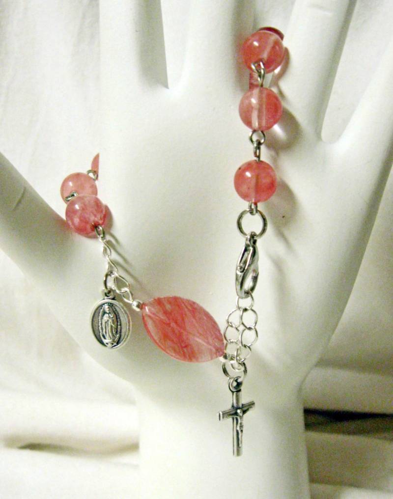 Kirschquarz Dekade Rosenkranz Armband - Rb08-022 Barmherzigkeit Gottes Unsere Liebe Frau Von Guadalupe von Gwendysgems