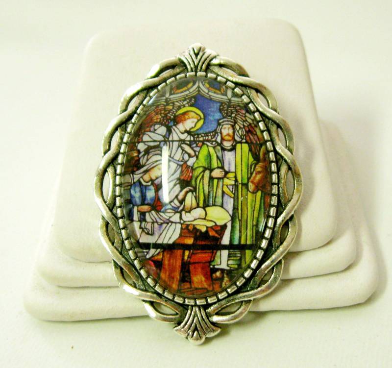Krippen Brosche/Anstecknadel - Br10-091 von Gwendysgems
