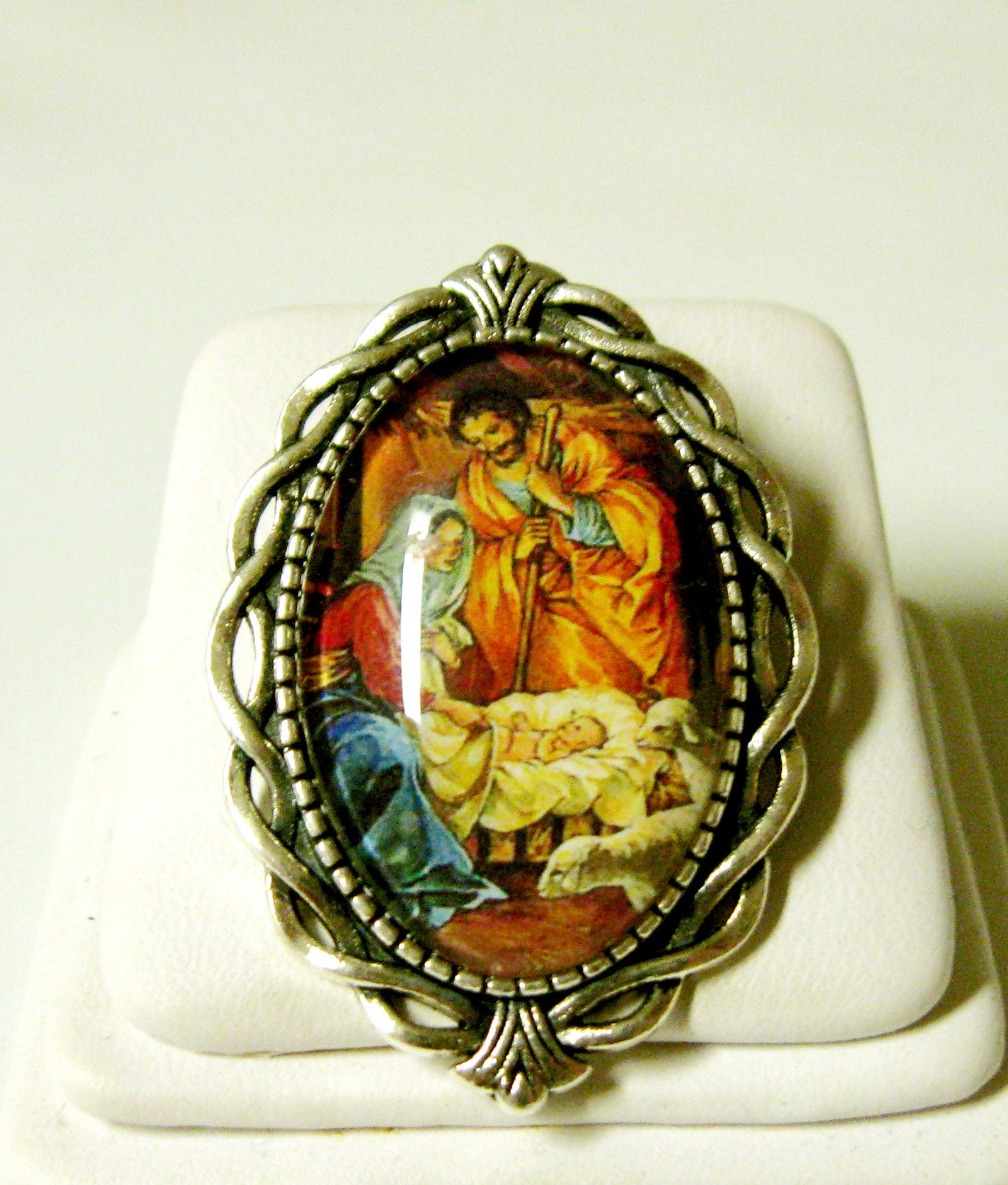 Krippen Brosche/Anstecknadel - Br10-099 von Gwendysgems