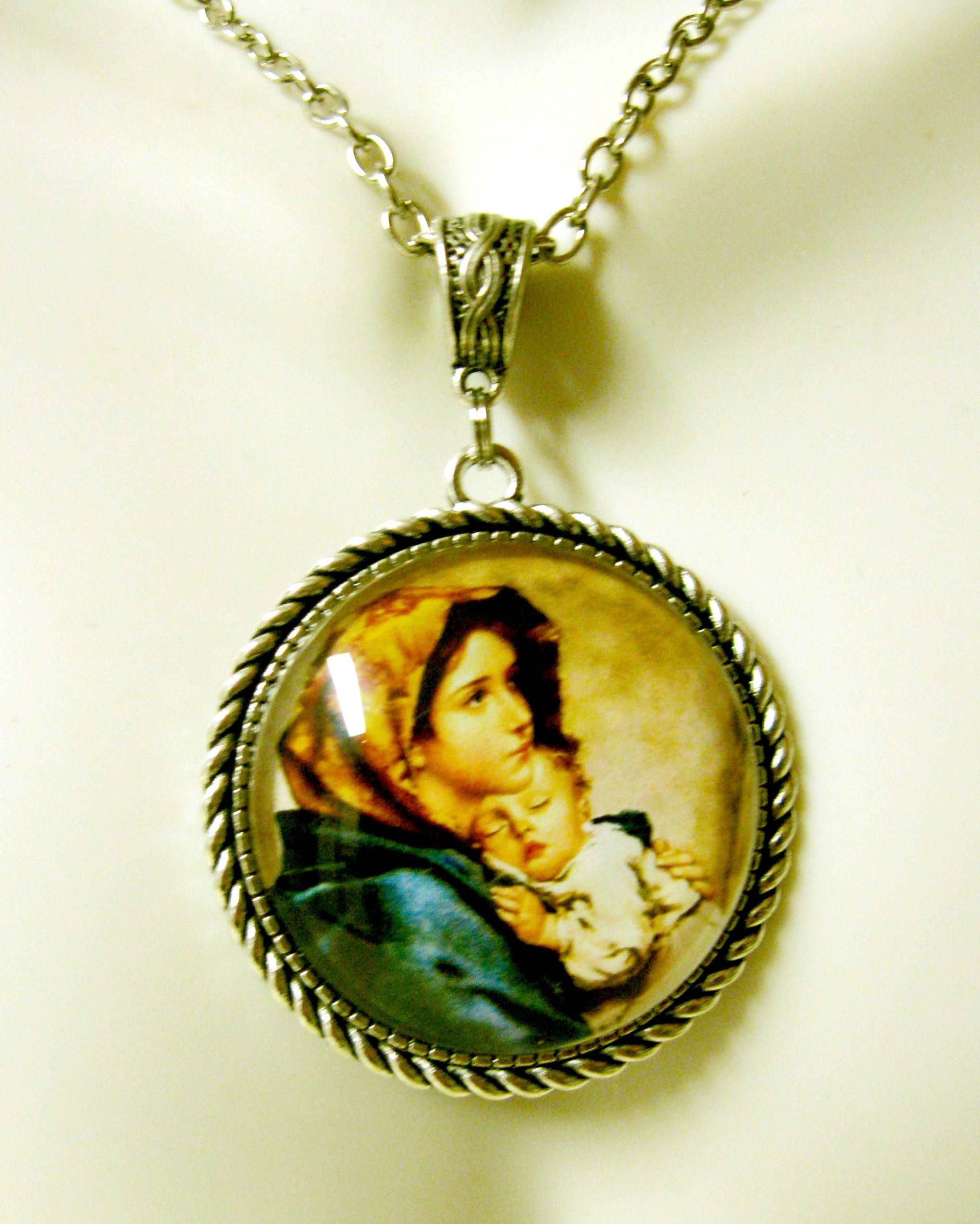 Madonna Der Strasse Anhänger Und Kette - Ap25-004 von Gwendysgems