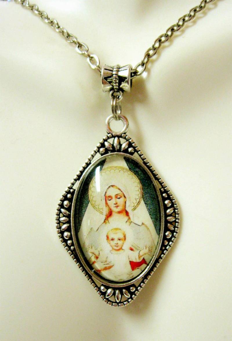 Madonna Mit Kind Anhänger - Ap26-129 von Gwendysgems