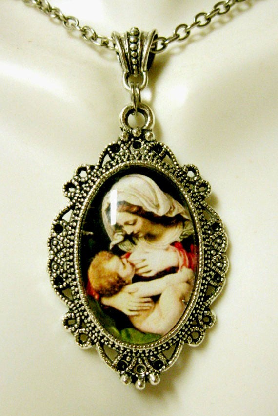Madonna Mit Kind Anhänger Kette - Ap04-103 von Gwendysgems