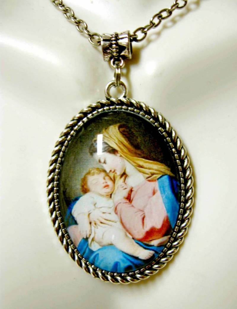 Madonna Mit Kind Anhänger Und Kette - Ap09-135 von Gwendysgems