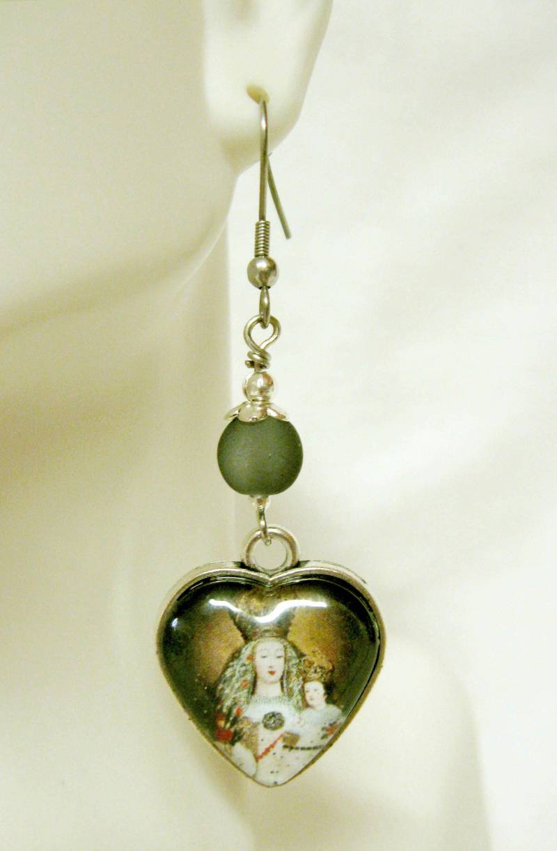 Madonna Mit Kind Herz Ohrringe Strandglas Akzent - Ap30-207 von Gwendysgems