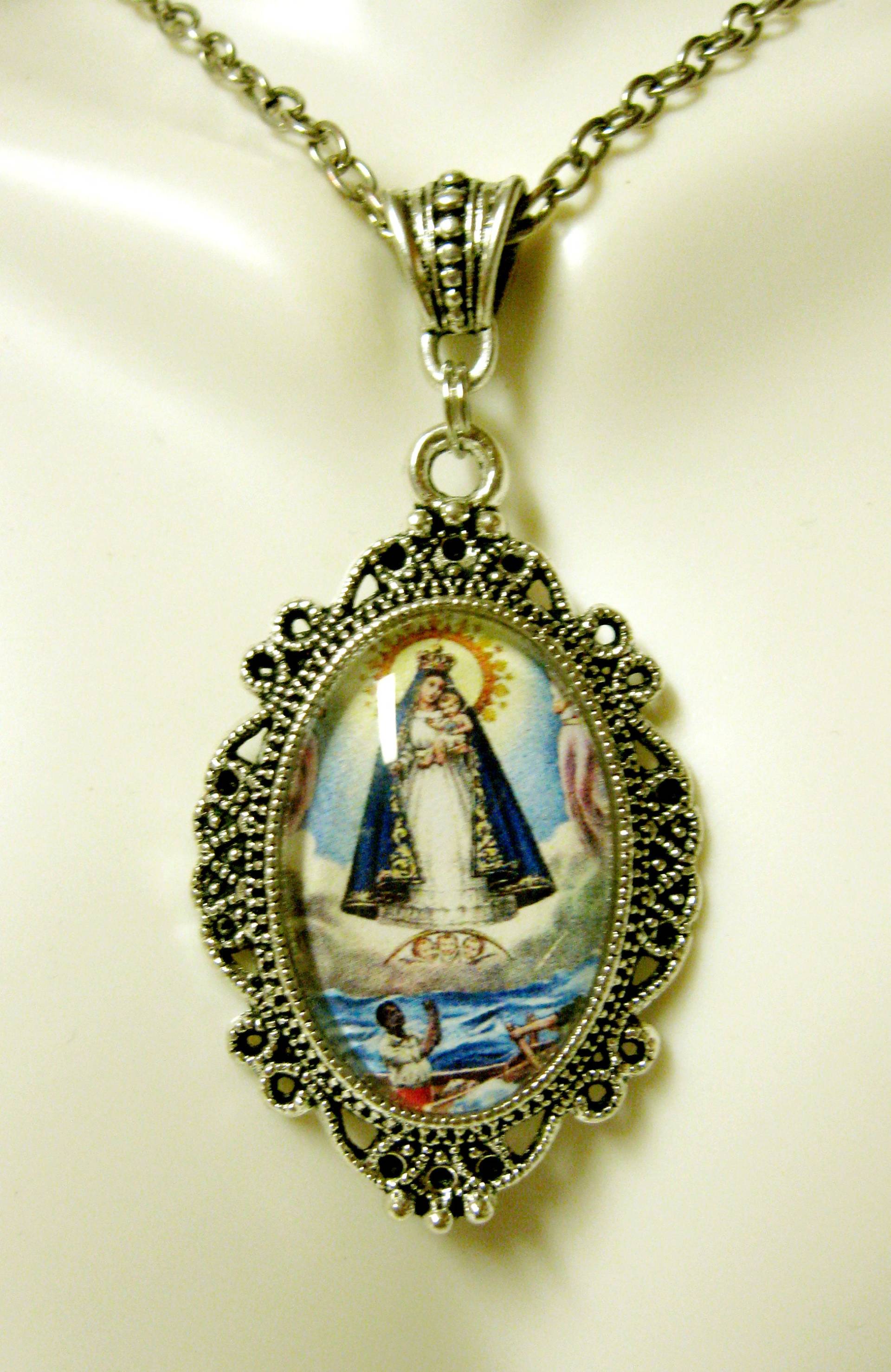 Muttergottes Der Liebe Anhänger Mit Kette - Ap04-428 von Gwendysgems