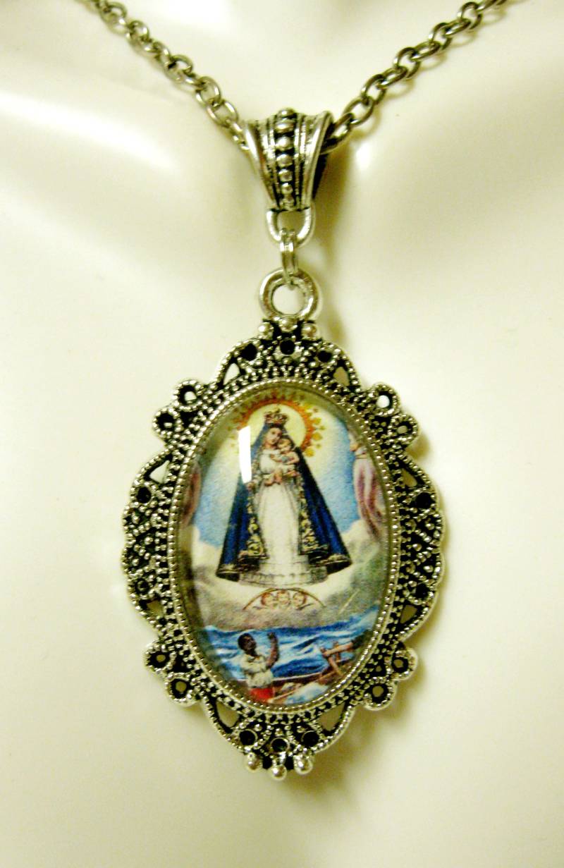 Muttergottes Der Liebe Anhänger Mit Kette - Ap04-428 von Gwendysgems