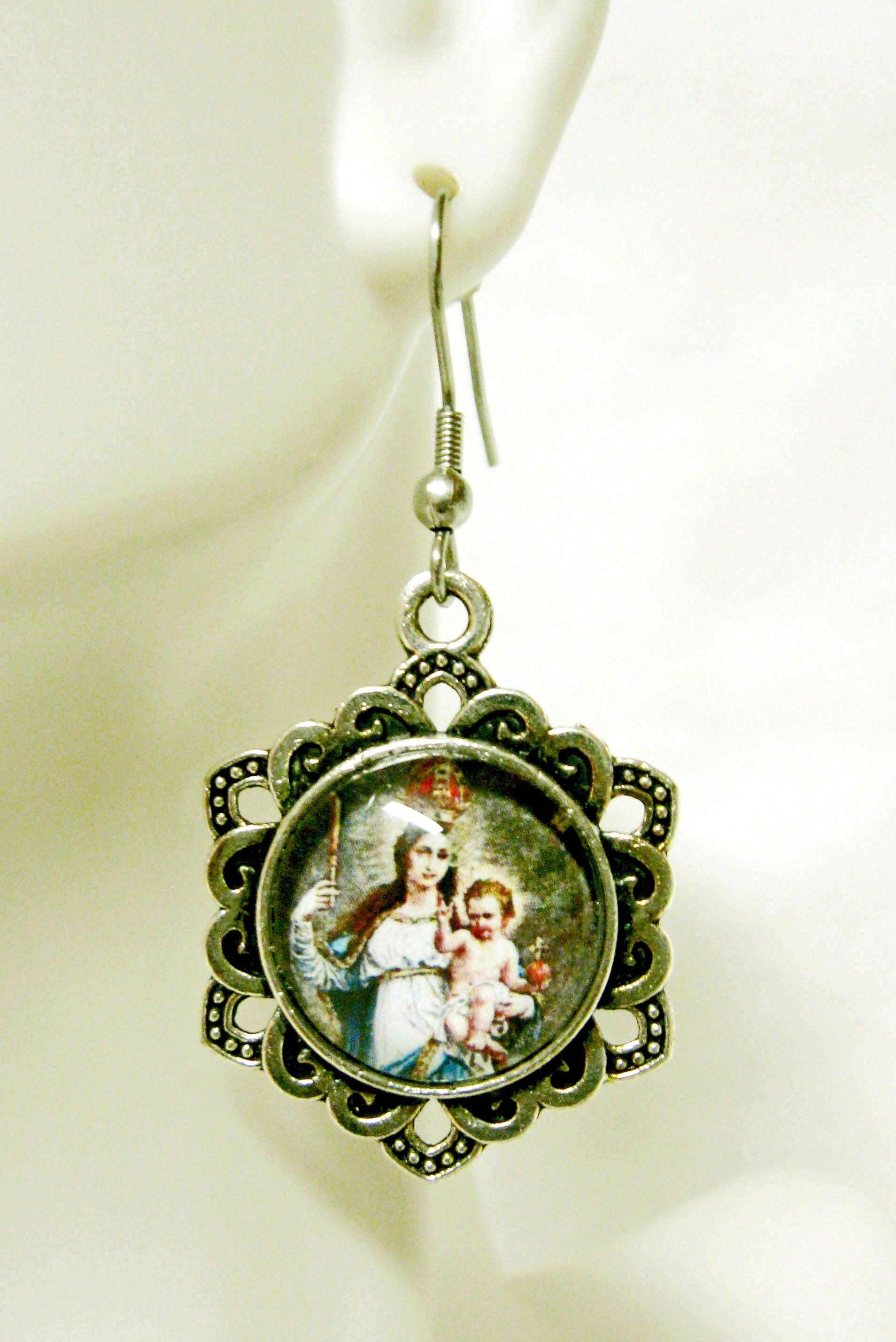 Ohrringe Unserer Lieben Frau Von Candelaria - Ap03-235 von Gwendysgems