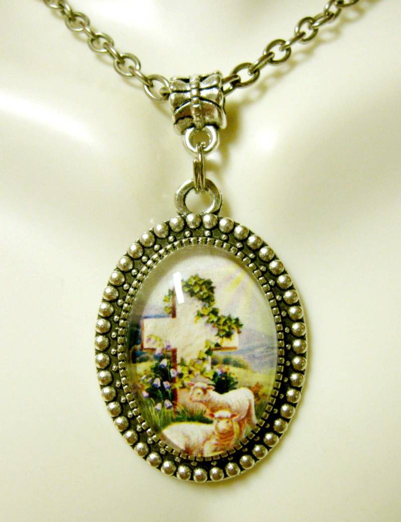 Osterkreuz Mit Federlämmer-Anhänger Und Kette - Ap05-522 von Gwendysgems