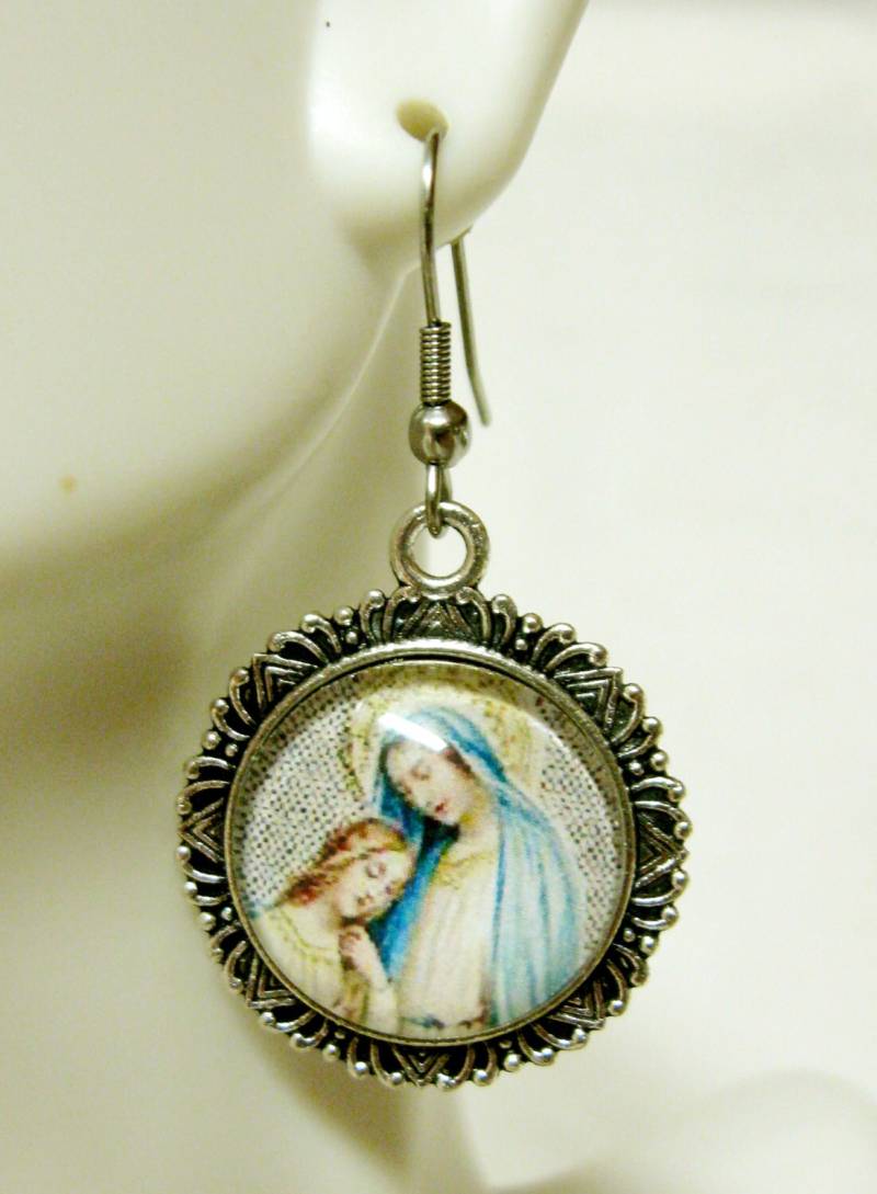 Saint Anne Ohrringe - Ap06-095 von Gwendysgems