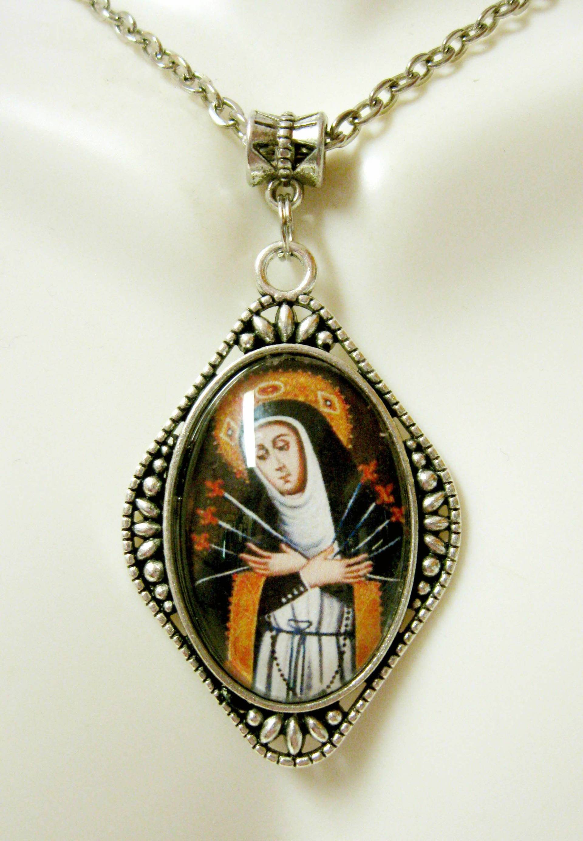 Schmerzhafte Muttergottes-Anhänger Und Kette - Ap26-128 von Gwendysgems