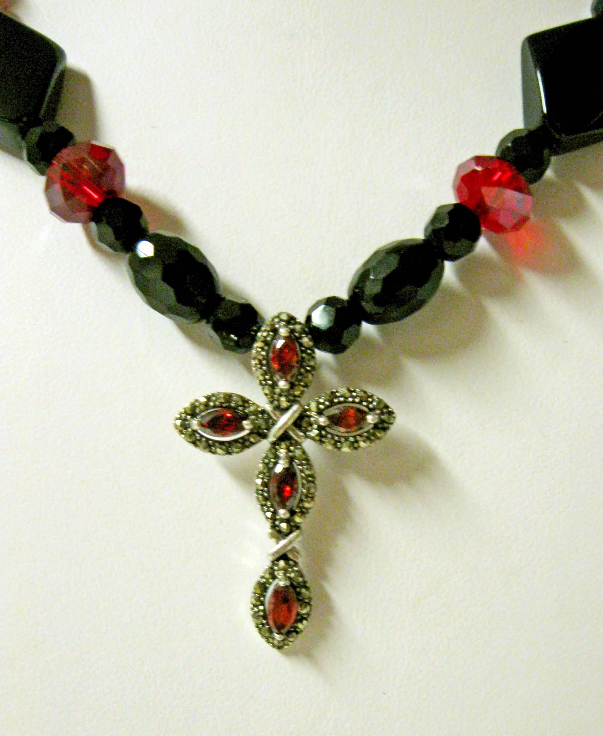 Schwarze Onyx Sterling Silber Kette Mit Kreuz Und Passenden Ohrringen - Rn09 von Gwendysgems