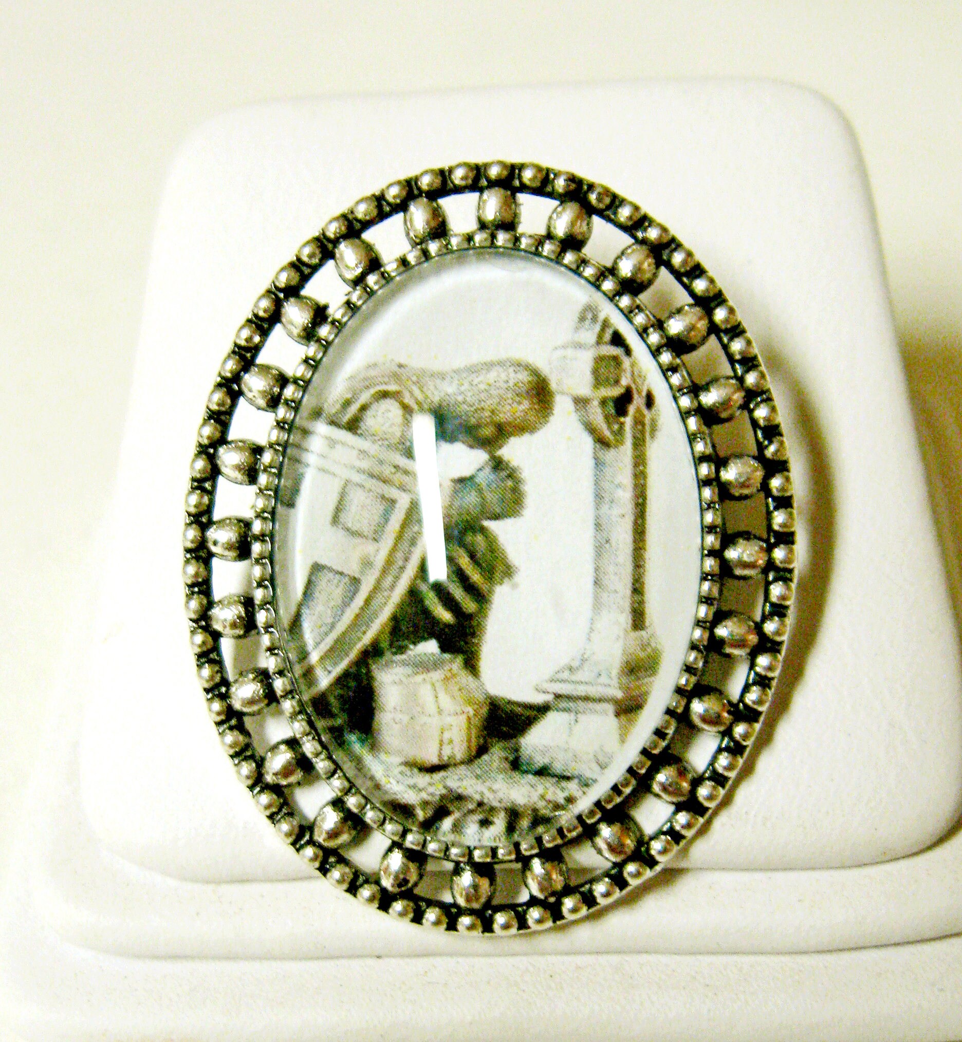 Tempelritter in Gebetsbrosche - Br02-008 von Gwendysgems