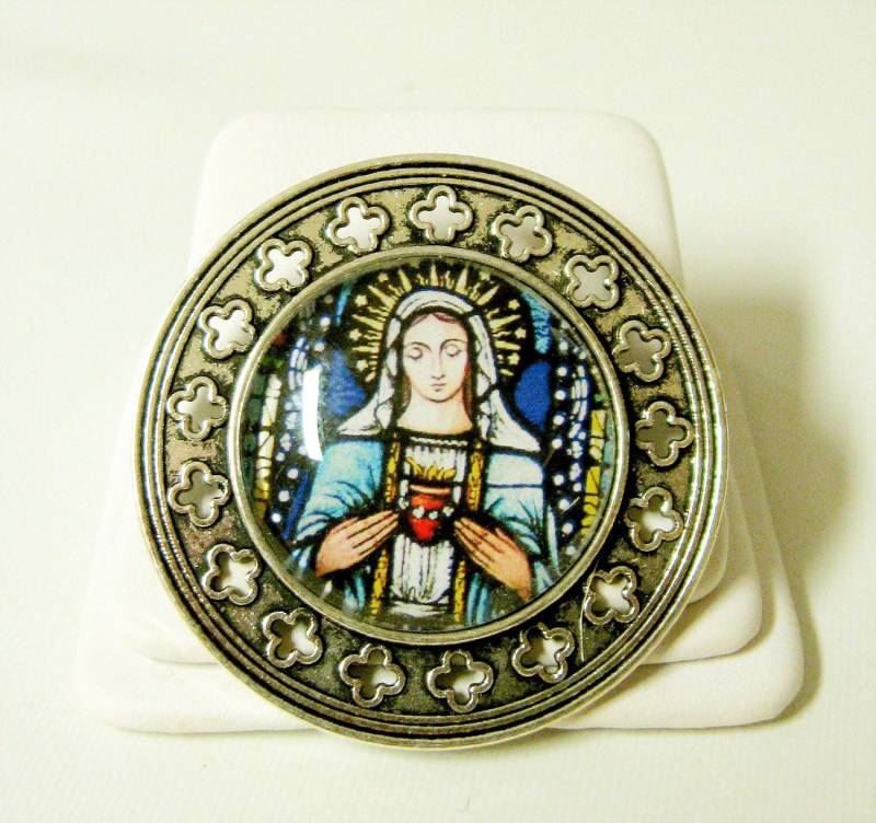 Unbeflecktes Herz Mariens Glasmalerei-Fensterstift/Brosche - Br10-083 von Gwendysgems