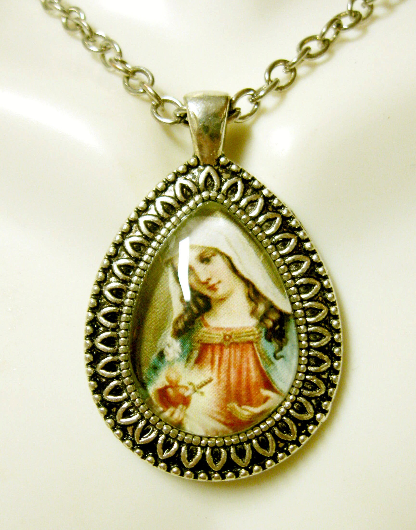 Unbeflecktes Herz Von Mary Anhänger Mit Kette - Ap15-129 von Gwendysgems