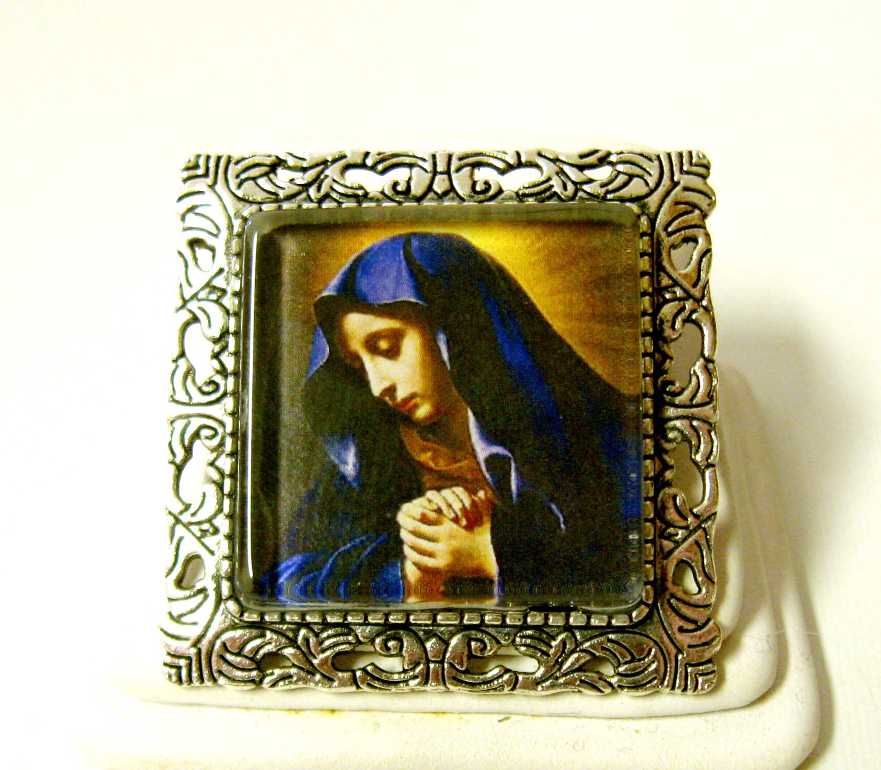 Unsere Dame Des Kummers Cabrio Brosche/Anhänger Und Kette - Ap35-164 Express-Versand von Gwendysgems