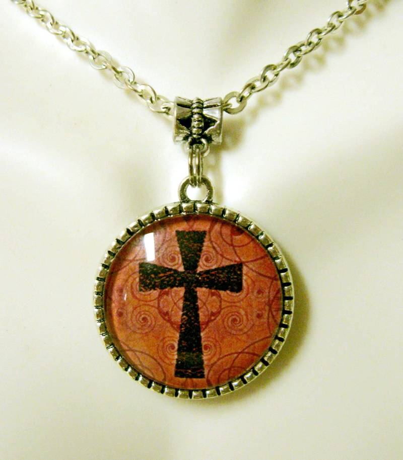 Wendebaum Und Lachsfarbener Rotblauer Kreuzanhänger Kette - Ap05-084 von Gwendysgems