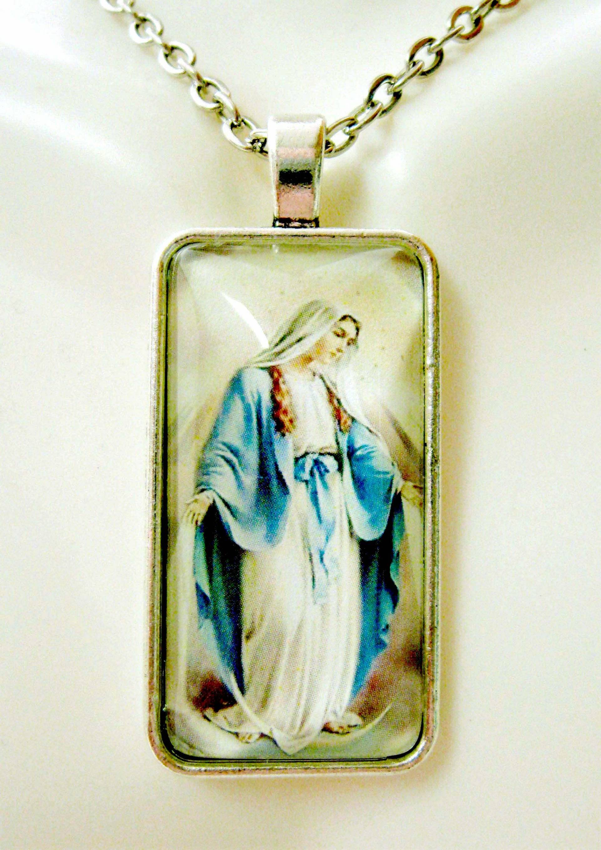 Wunderbarer Medaillen-Anhänger Mit Kette - Ap16-001 von Gwendysgems