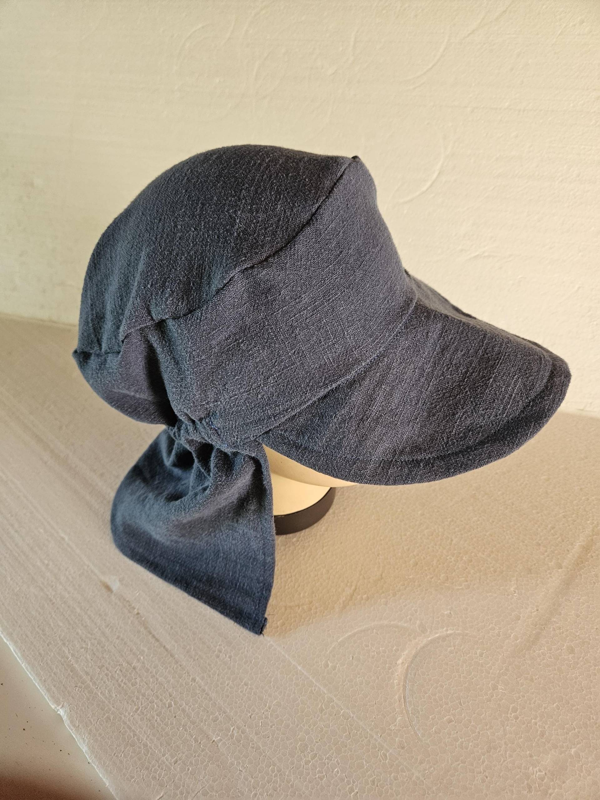 Sonnenhut Mit Nackenschutz Leinen Blau Sonnenhut Mit Nackenschutz Leinen Blau von Gwunderland
