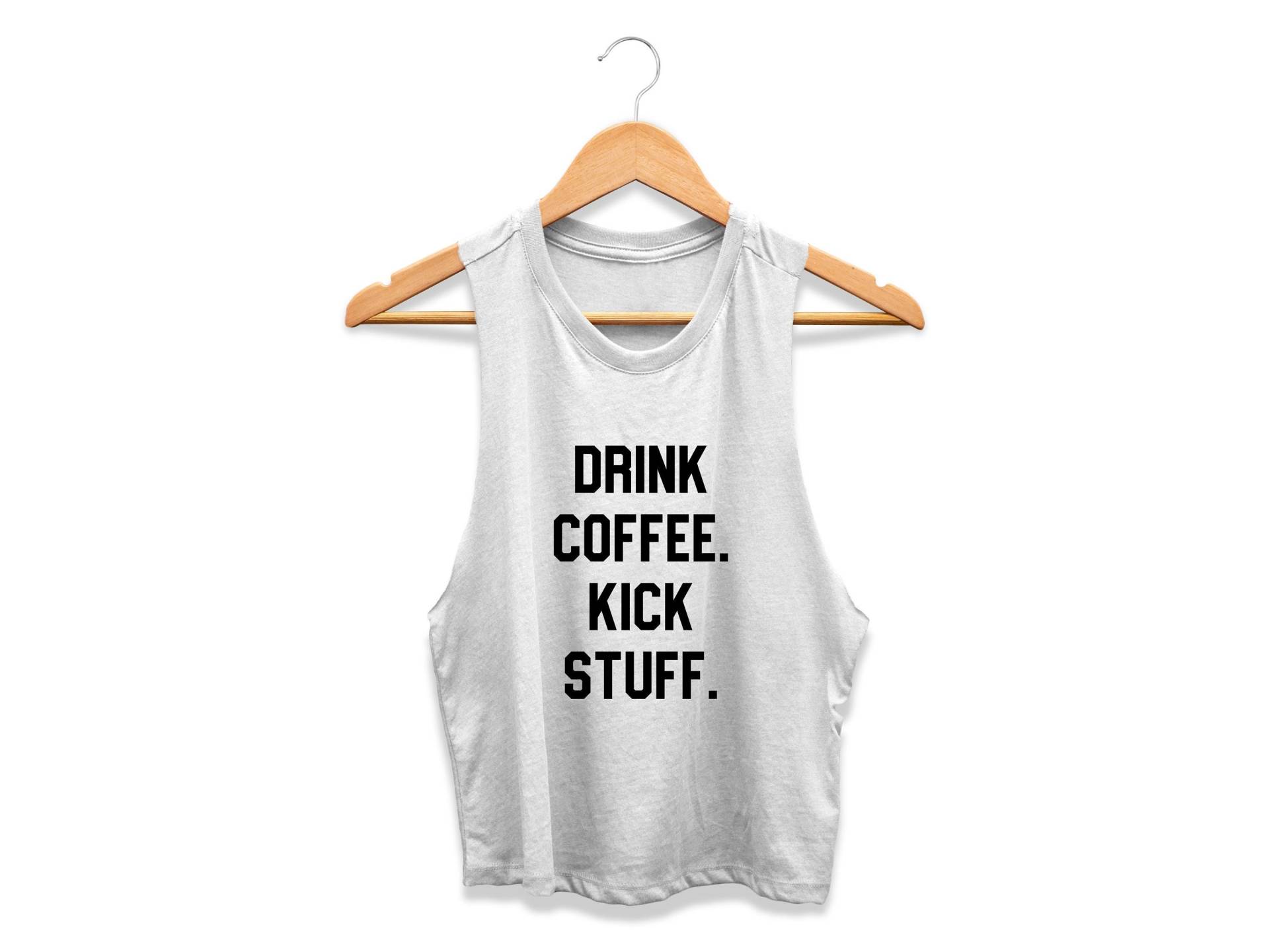 Kickboxen Shirt | Tank Crop Top Geschenk Fitnessstudio-Crop-Top Trinken Sie Kaffee-Kick-stuff von GymWeekendApparel