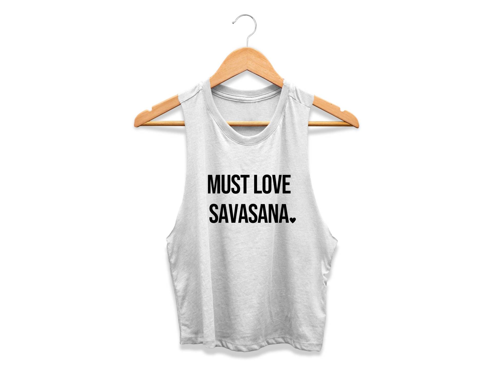 Yoga-Shirt | Tanktop Yoga-Crop-Top Valentinstag Galentines Tag Workout-Crop-Top Must Love Savasana von GymWeekendApparel