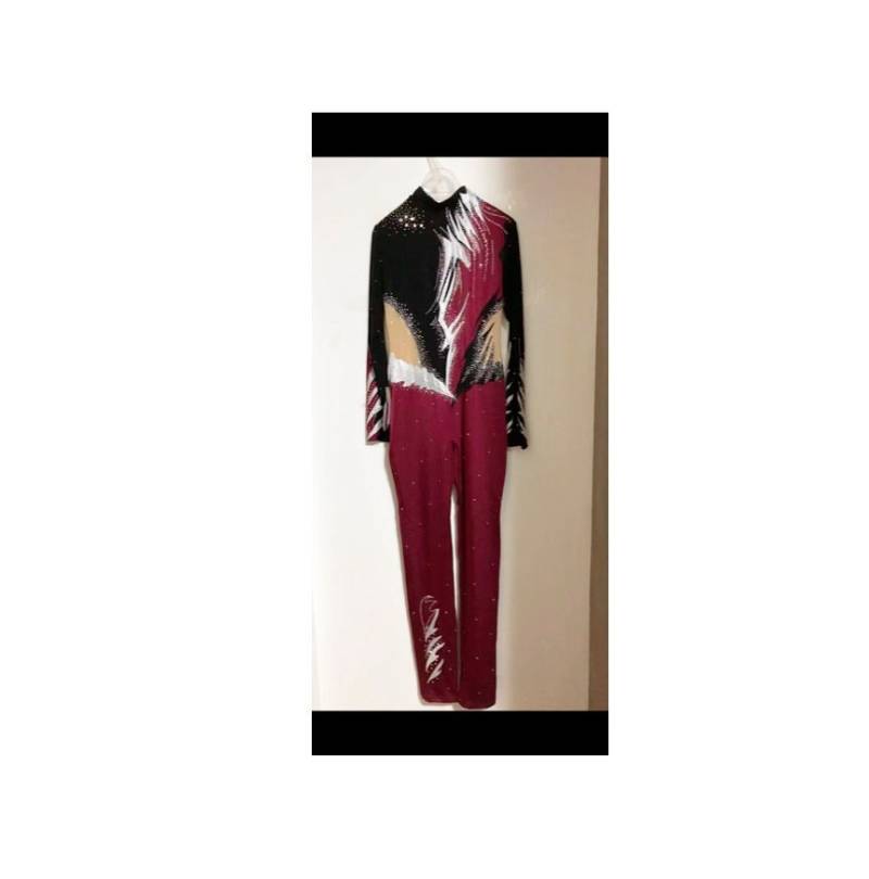 Bordeau Akrobatikanzug Voltigieranzug Voltigieren Luftakrobatik Eiskunstlaufanzug Circusanzug Sportakrobatik Bordeau Akrobatikanzug Voltigieranzug Voltigieren Luftakrobatik Eiskunstlaufanzug Circusanzug Sportakrobatik von Gymcostumes