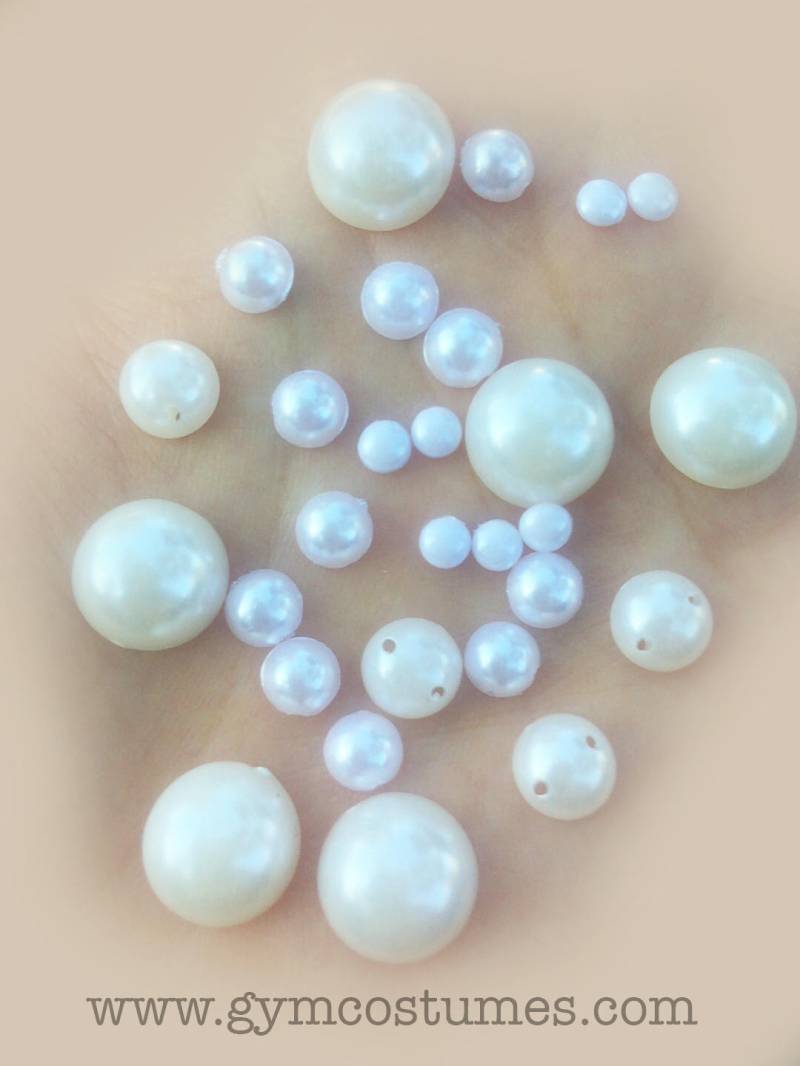 Extra 30 Pearls On The Dress | Only When Buying A Dress. All Colors, Different Sizes Extra 30 Pearls On The Dress | Only When Buying A Dress. All Colors, Different Sizes von Gymcostumes