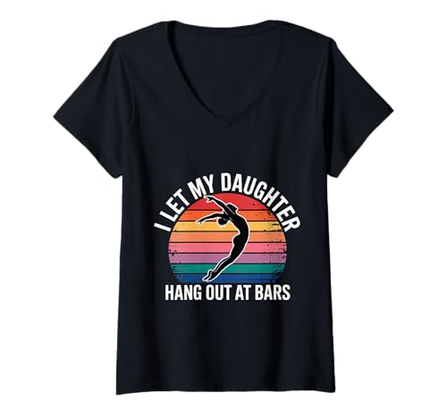 Damen I Let My Daughter Hang Out at Bars Elternteil - T-Shirt mit V-Ausschnitt Damen I Let My Daughter Hang Out at Bars Elternteil - T-Shirt mit V-Ausschnitt von Gymnastik Eltern unterstützen Humor