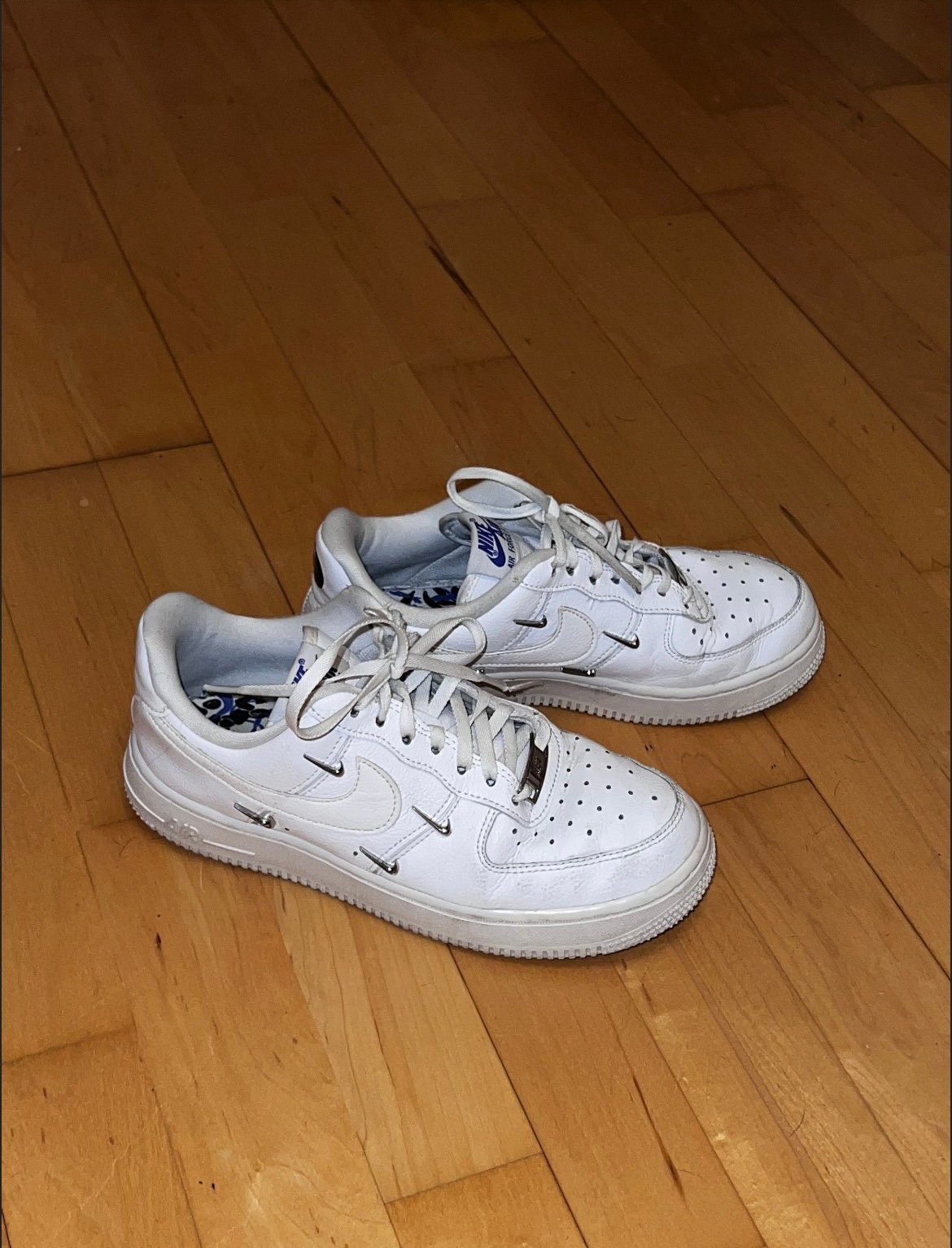 Nike Air Force 1, Limitierte Auflage, Eu 36.5 Nike Air Force 1, Limitierte Auflage, Eu 36.5 von GynaVonKaryna