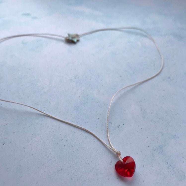 Rote Swarovski Kristall Herz Halskette Rote Swarovski Kristall Herz Halskette von GypseaByMyrin