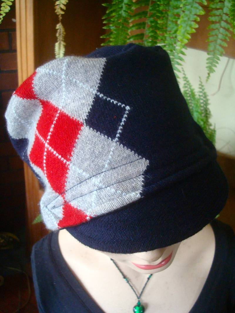 Damen Hut Frauen Chemo Weiche Mütze Kopfbedeckungen Kaschmir Leicht Winter Schiebermütze Navy Blau von GypsyLoveHeadbands