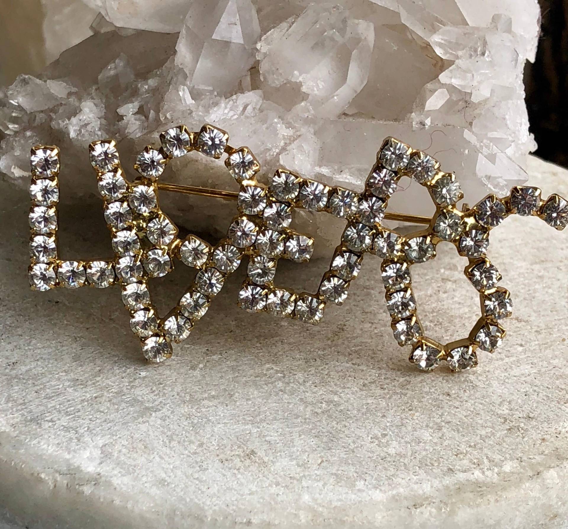 Liebhaber Strass Designer Vintage Brosche Liebhaber Strass Designer Vintage Brosche von GypsyRoadStudio