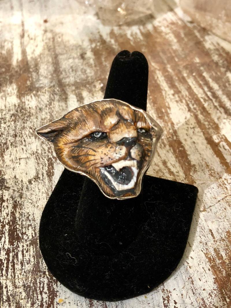 Schöner Gemalter Geschnitzter Kuh-Rinder-Panther Katze Sterlingsilber-Weinlese-Ring von GypsyRoadStudio
