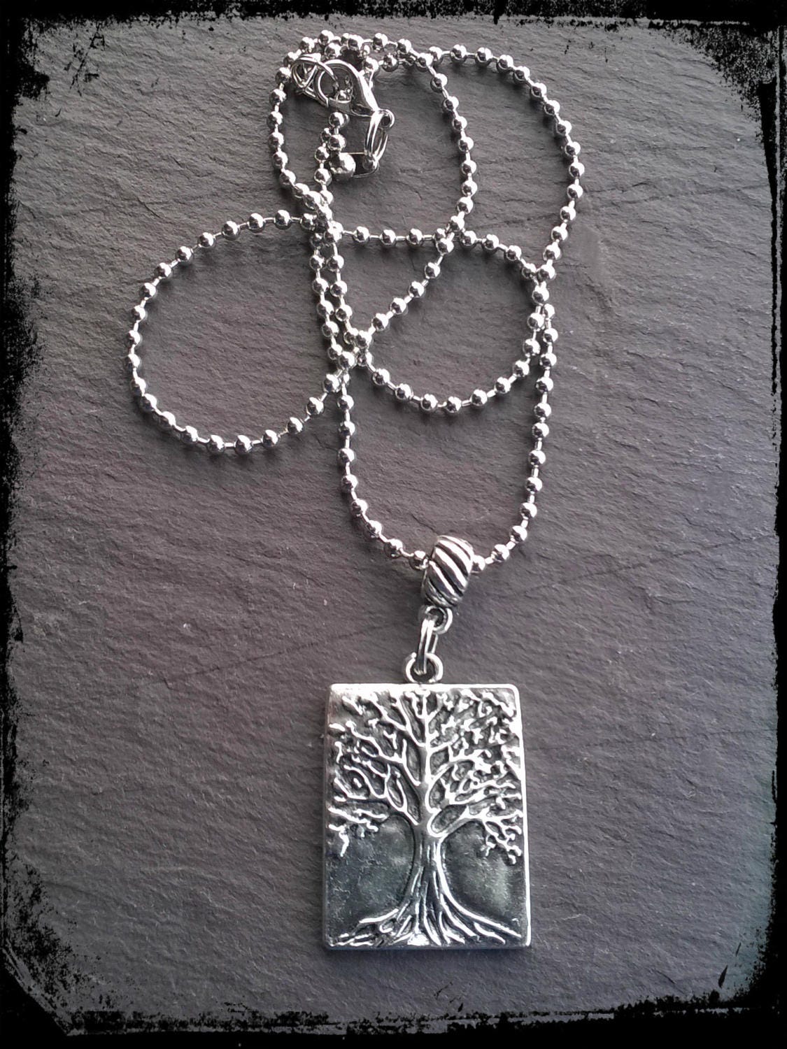Baum Des Lebens Plaque Anhänger An Kugelkette, Druide, Wiccan, Pagan, Öko, Wald Baum Des Lebens Plaque Anhänger An Kugelkette, Druide, Wiccan, Pagan, Öko, Wald von GypsySpiritWitch