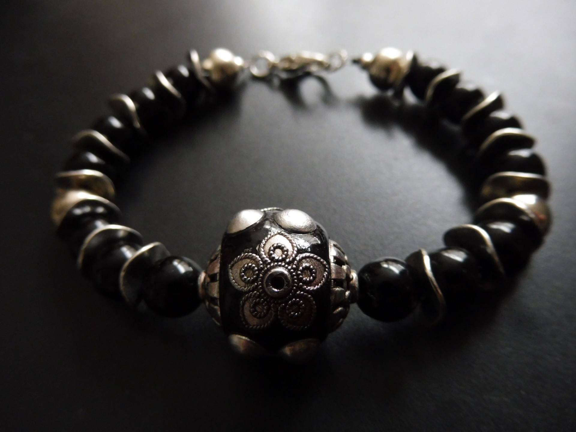 Armband "Black Kashmir" von GypsysJourneyJewelry