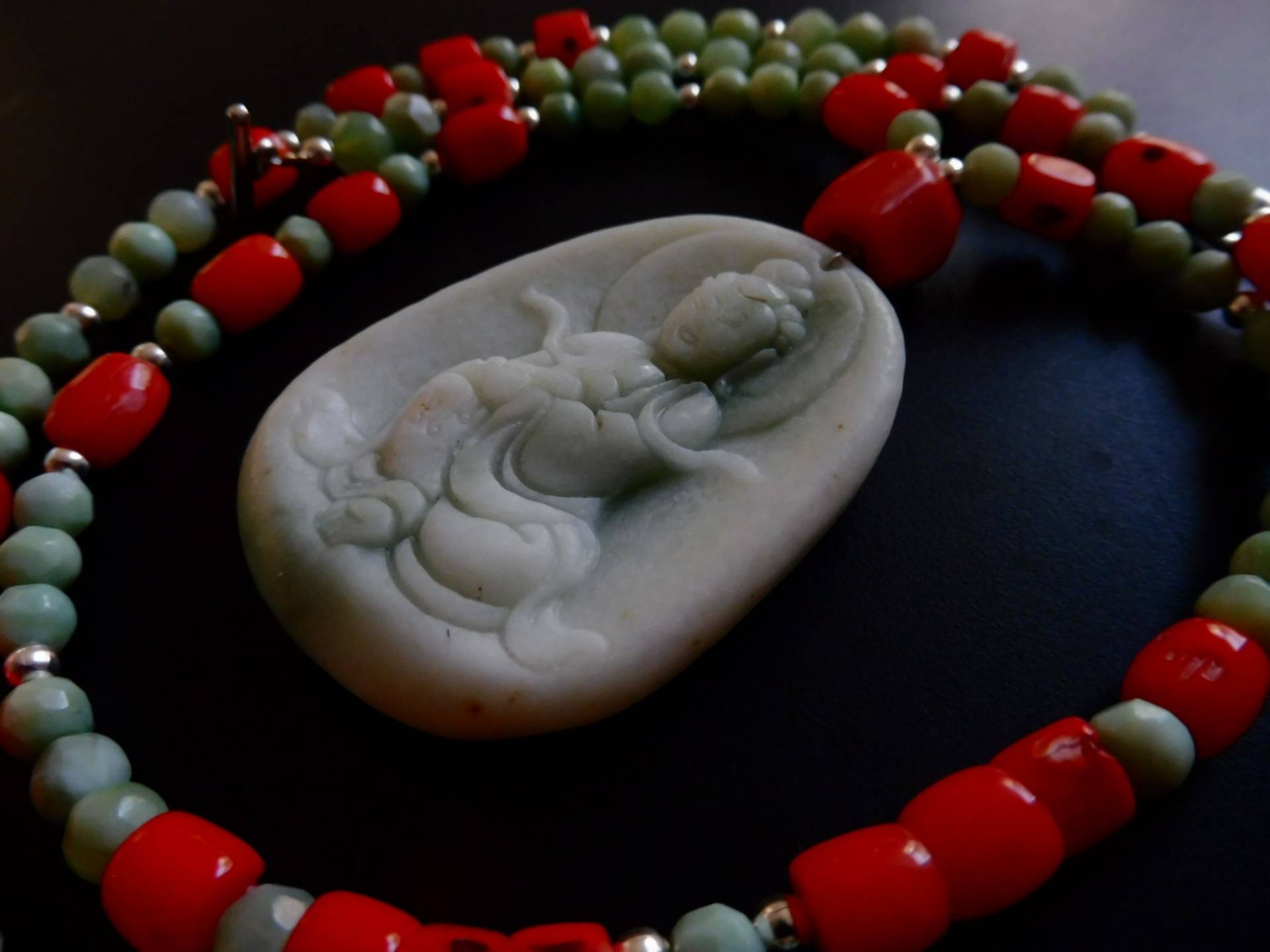 Halskette "Breakfast With Buddha" von GypsysJourneyJewelry