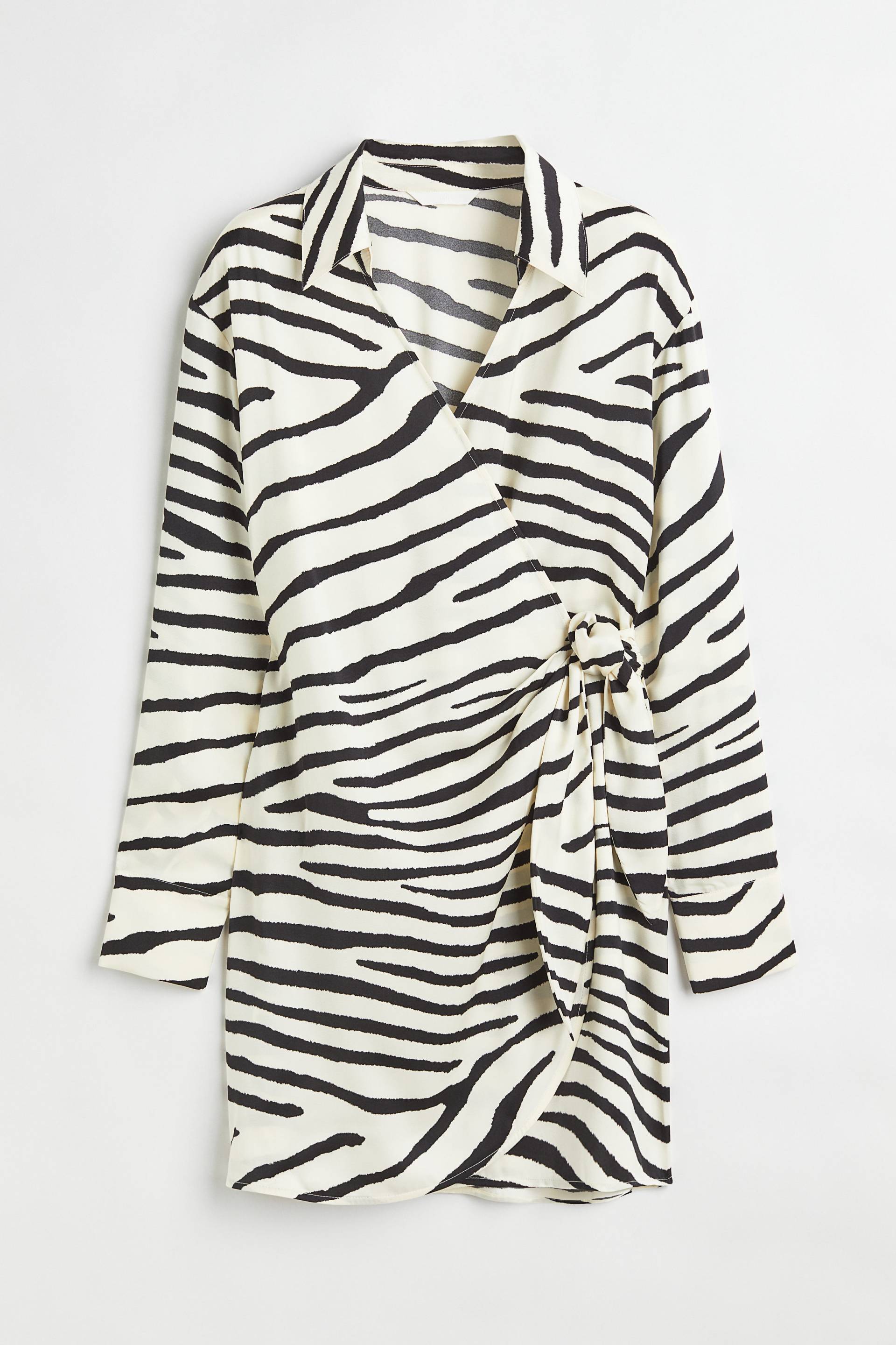 H&M Blusenkleid aus Satin im Wickelschnitt Cremefarben/Zebramuster, Alltagskleider in Größe XXL. Farbe: Cream/zebra print von H&M