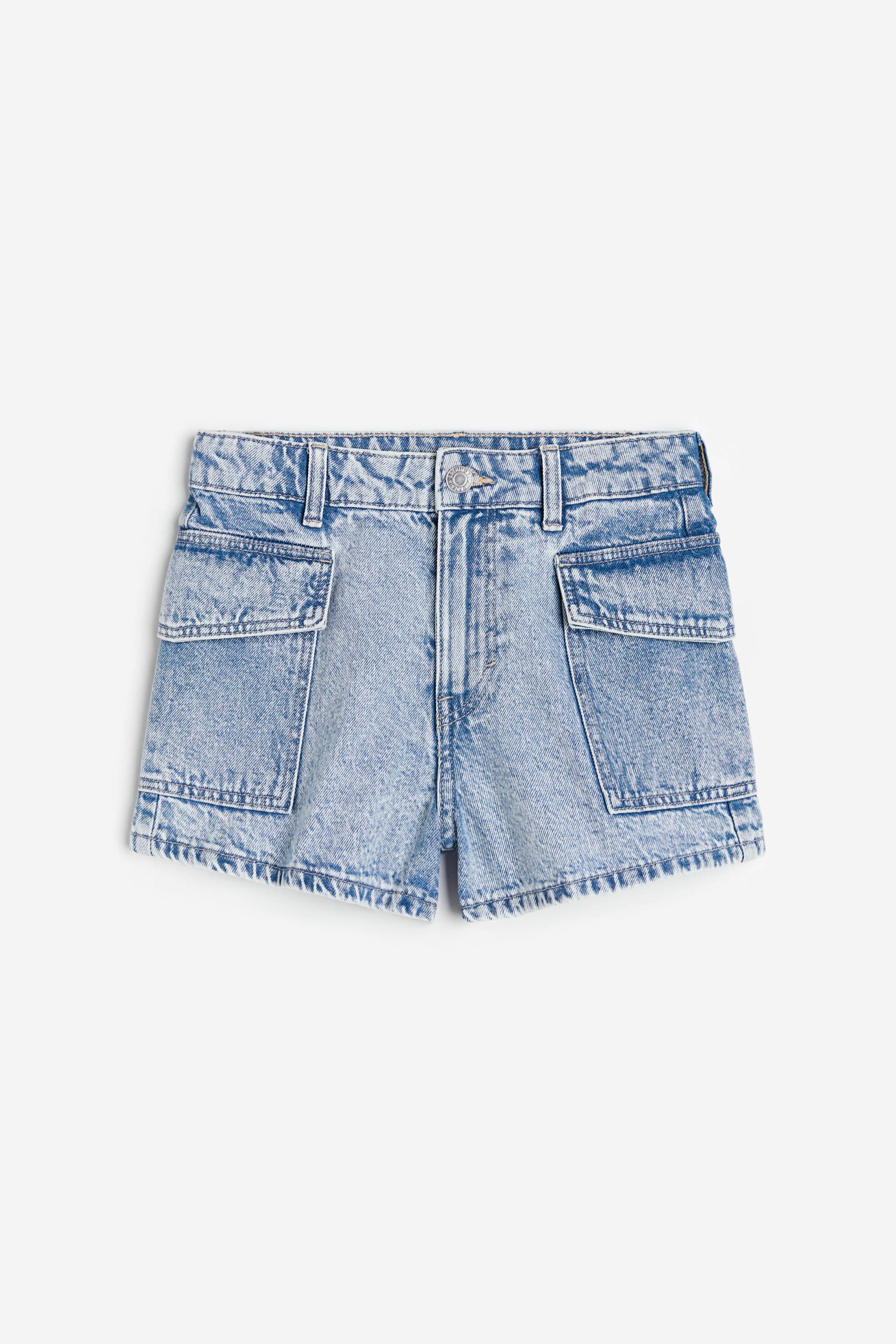 H&M Denimshorts mit hohem Bund Relaxed Fit Helles Denimblau in Größe 152. Farbe: Light denim blue von H&M