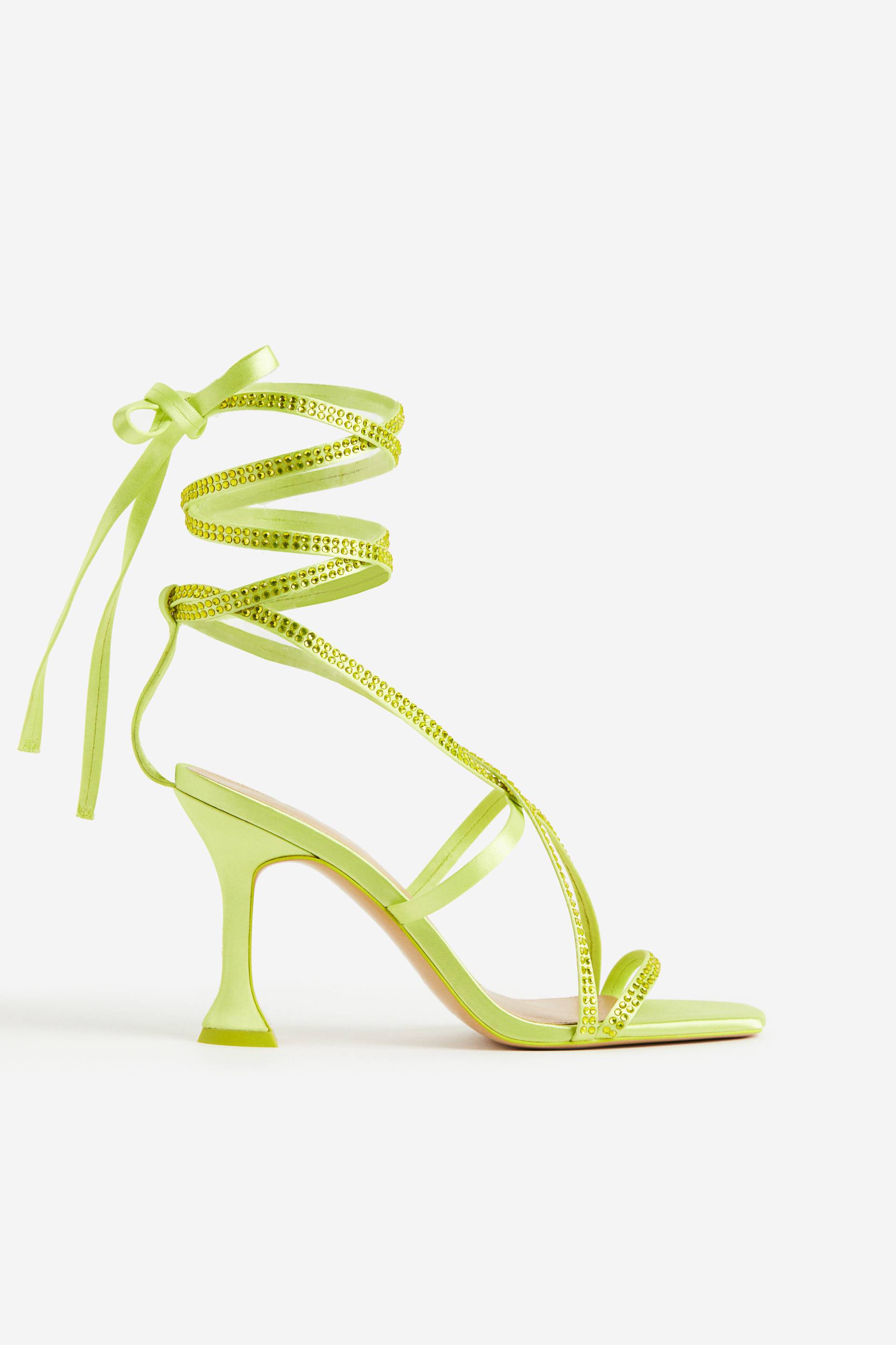H&M Satinsandaletten mit Spool Heel Limegrün, Heels in Größe 40. Farbe: Lime green von H&M