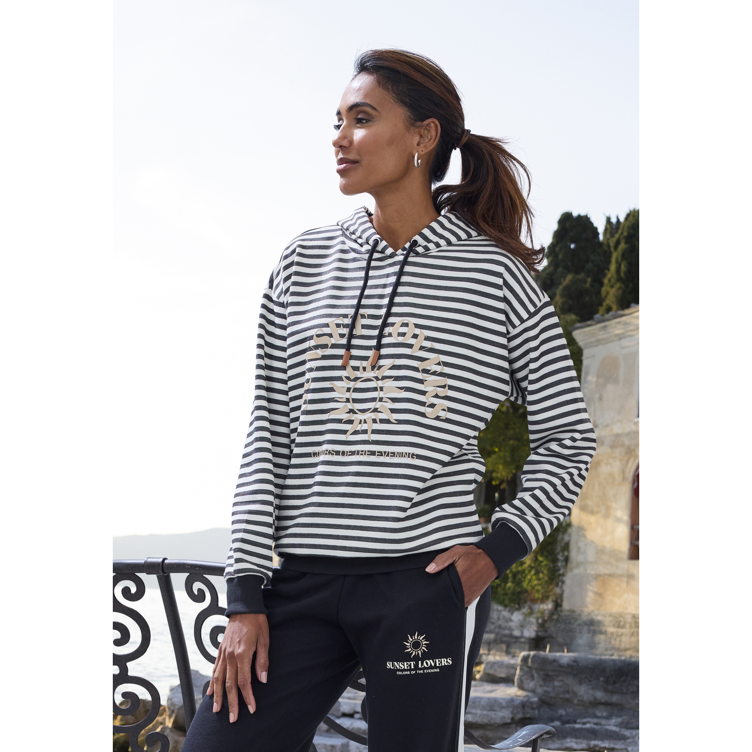 H.I.S Kapuzenpullover Damen schwarz gestreift Gr.40/42 von H.I.S