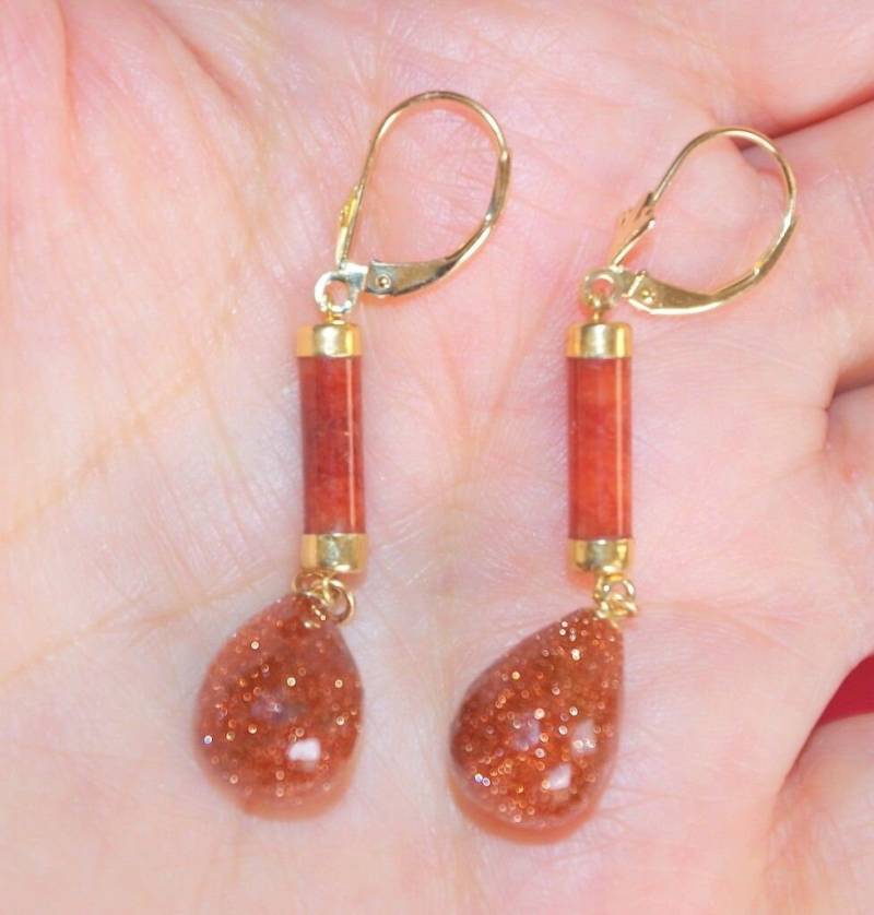 Durchscheinend Braune Jade & Facettierter Sonnenstein Teardrop 14K Brisur Ohrringe von HAANDMADEJEWELRY