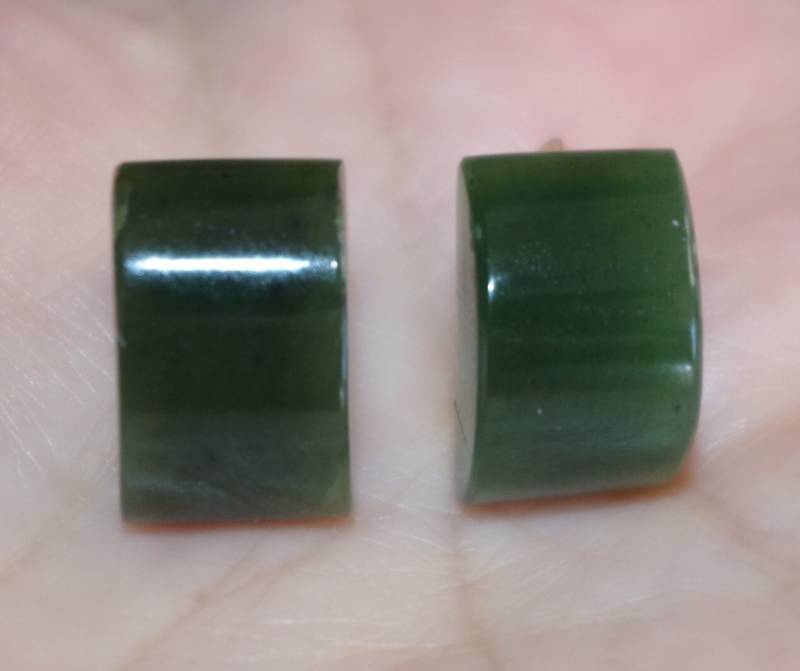 Echte Grün Vintage Jadeit Jade 20 Mm Kuppel Ohrstecker in 14K Gf von HAANDMADEJEWELRY