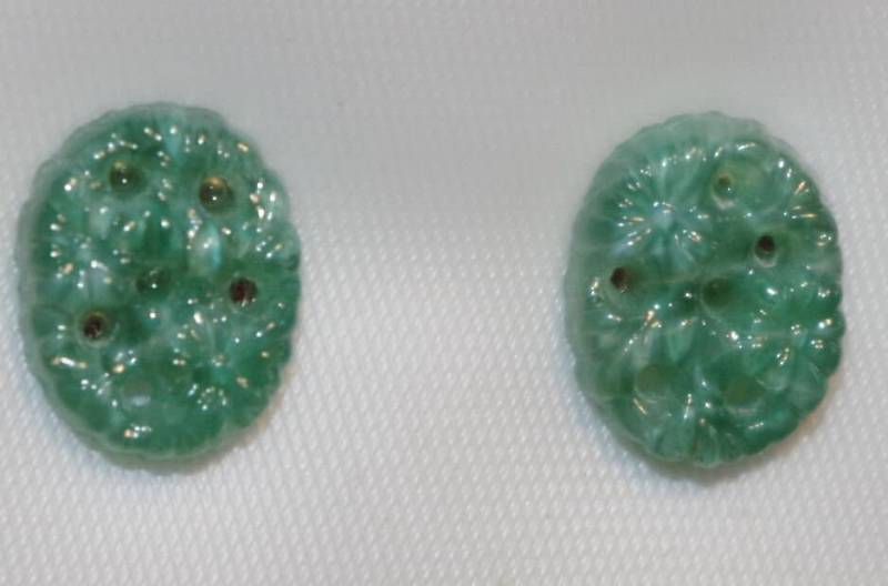 Vintage 14K Gf Grüne Jade Geformte Geschnitzte Blume 9 Mm Kleine/Petite Ohrstecker von HAANDMADEJEWELRY