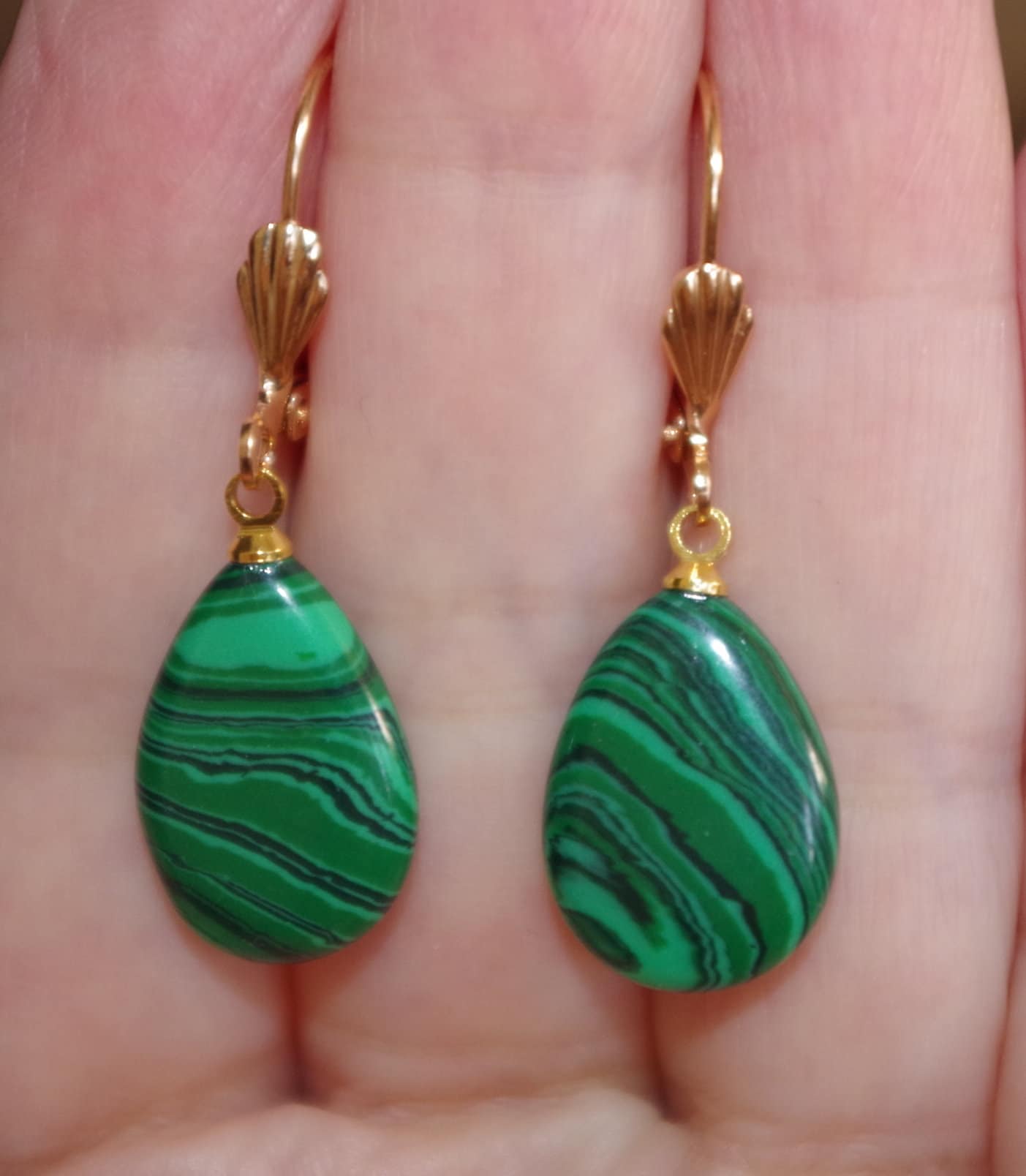 Vintage 14K Gold Gefüllte Malachit Teardrop Ohrringe von HAANDMADEJEWELRY